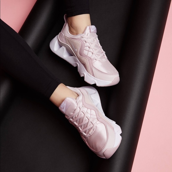 🌸NEW Nike RYZ 365 Barely Rose🌸 - Picture 3 of 16